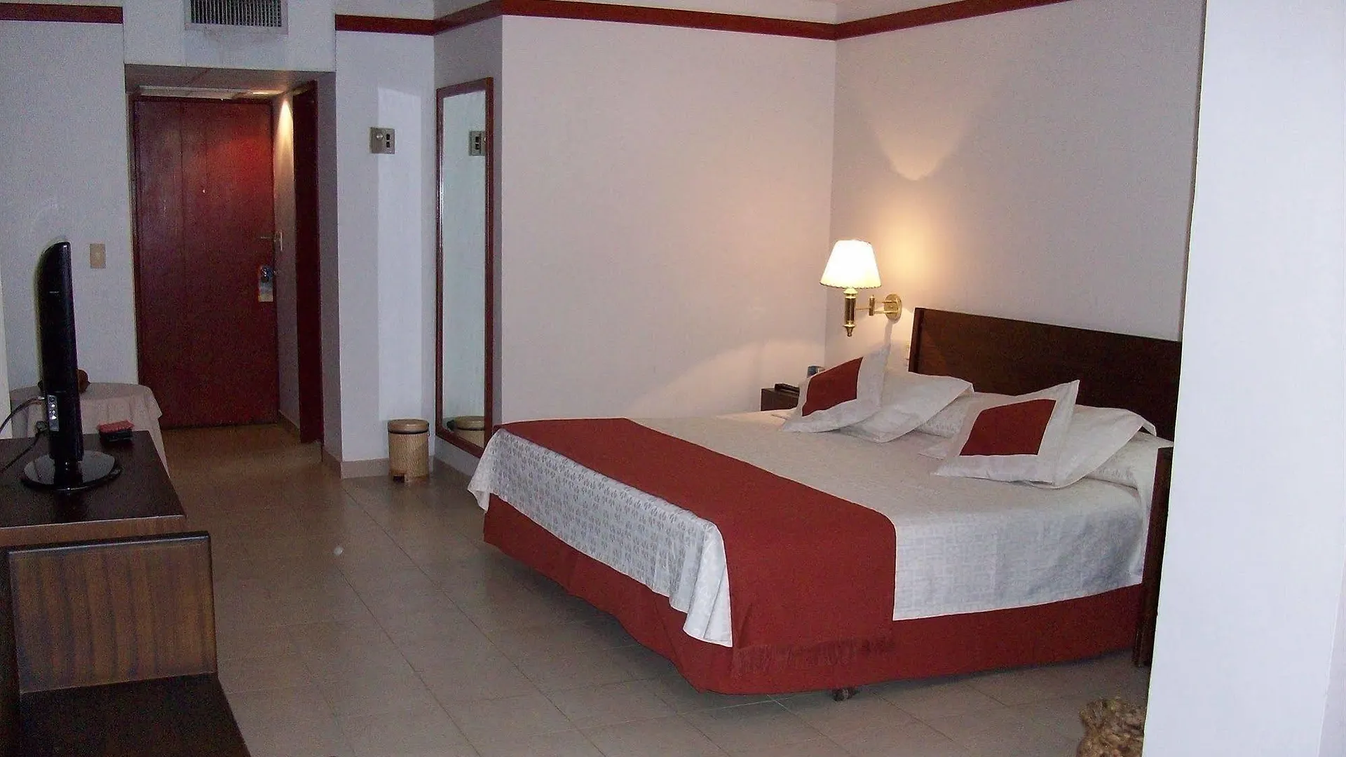 Sol Caribe San Andrés All Inclusive 4*,